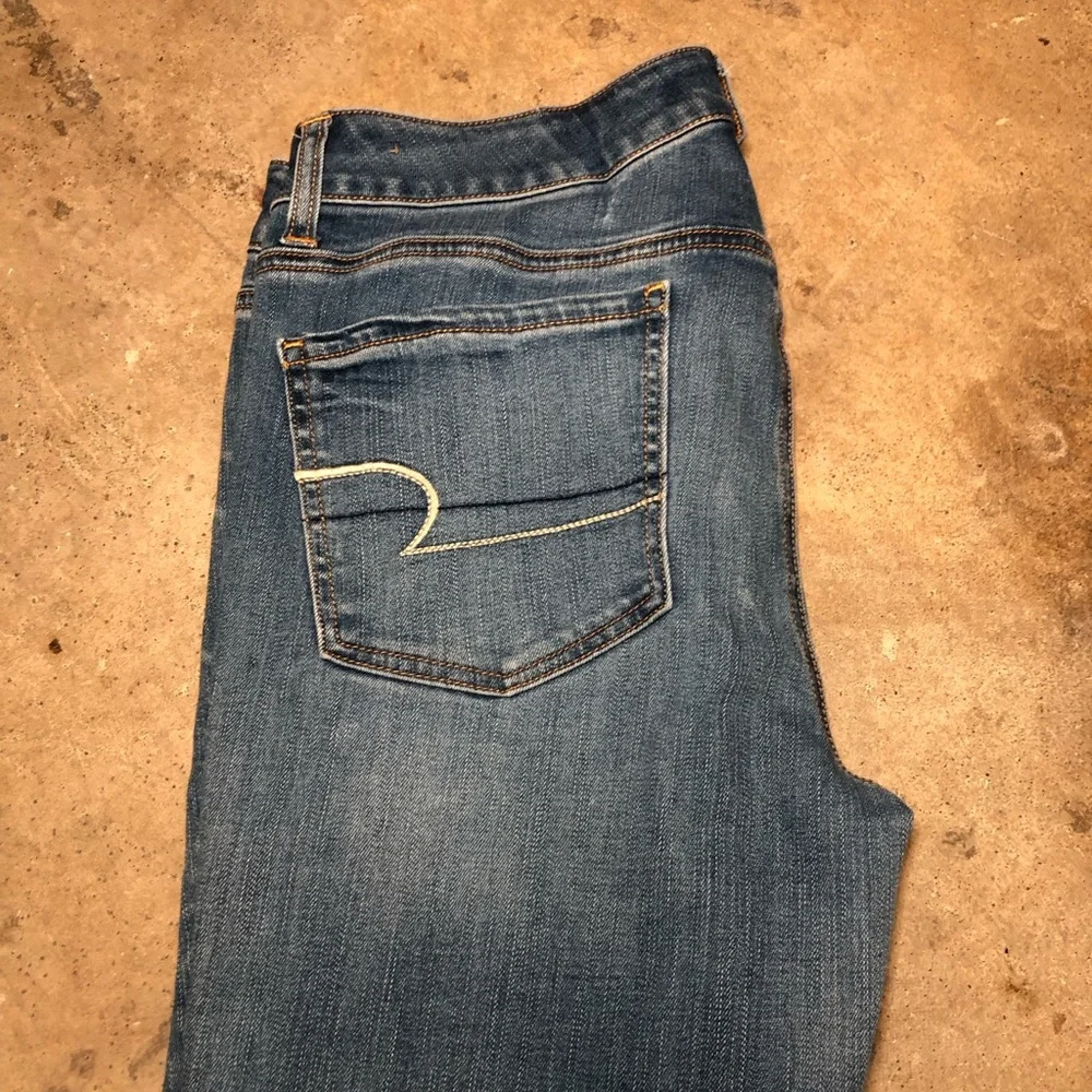 American Eagle Outfitters Women's Dark Blue Skinny Jeans Size 12 - Picture 5 of 5